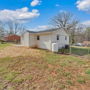 Photo #31 of 471 Briar Cliff Circle, Lynchburg, VA 0.5 acres