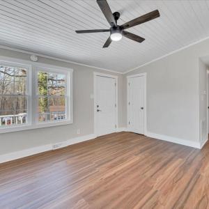 Photo #4 of 471 Briar Cliff Circle, Lynchburg, VA 0.5 acres