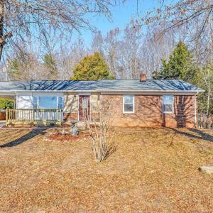 Photo #3 of 1104 Union Hall School Rd, Chatham, VA 0.5 acres