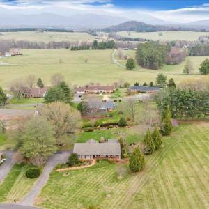 Photo #82 of 1720 Wycliffe Street, Bedford, VA 0.9 acres