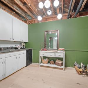 Photo #41 of 3522 Fort Avenue, Lynchburg, VA 0.3 acres