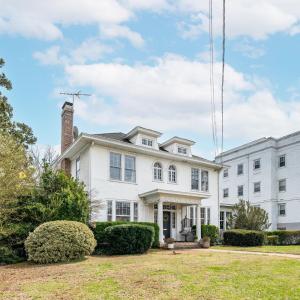 Photo #3 of 3522 Fort Avenue, Lynchburg, VA 0.3 acres