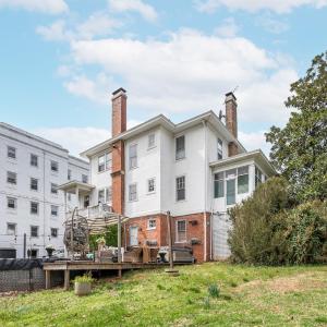 Photo #52 of 3522 Fort Avenue, Lynchburg, VA 0.3 acres