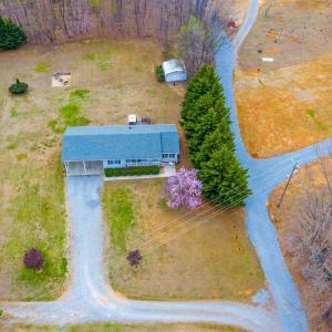 Photo #2 of 1098 St Paul Church Circle, Forest, VA 4.9 acres