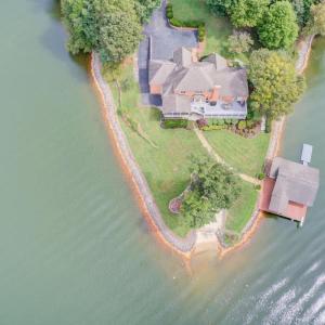 Photo #4 of 1300 Pats Drive, Moneta, VA 1.3 acres