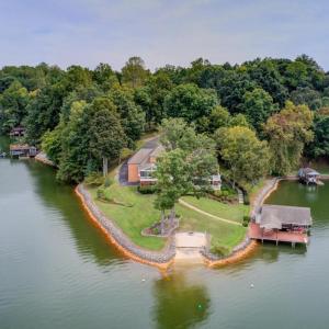 Photo #1 of 1300 Pats Drive, Moneta, VA 1.3 acres