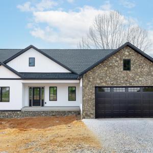 Photo #1 of 37 Twin Lake Dr, Bedford, VA 1.0 acres