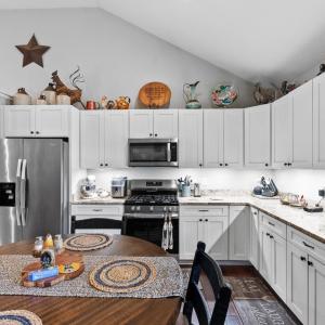 Photo #10 of 122 Gouyer Drive, Madison Heights, VA 0.4 acres