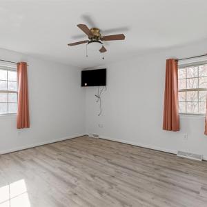 Photo #17 of 209 Stonehouse Drive, Lynchburg, VA 0.9 acres