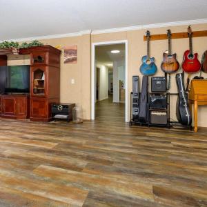 Photo #27 of 1122 Walnut Springs Drive, Bedford, VA 3.3 acres