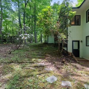 Photo #72 of 101 Oakmont Court, Lynchburg, VA 2.2 acres
