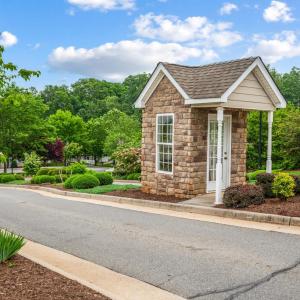 Photo #45 of 1099 Jefferson Way, Forest, VA