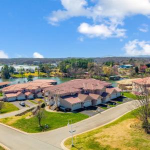 Photo #2 of 1028 Siesta Key, Moneta, VA