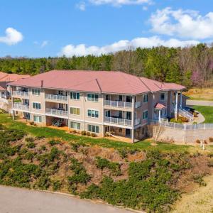 Photo #49 of 1028 Siesta Key, Moneta, VA