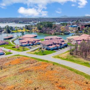 Photo #48 of 1028 Siesta Key, Moneta, VA