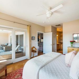 Photo #20 of 1028 Siesta Key, Moneta, VA