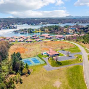 Photo #39 of 1028 Siesta Key, Moneta, VA