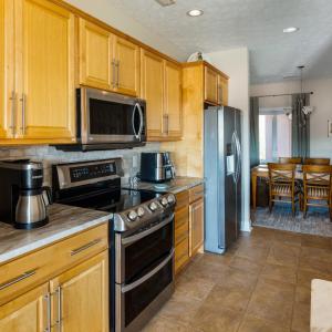 Photo #13 of 1028 Siesta Key, Moneta, VA