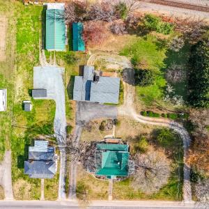 Photo #86 of 412 Main Street, Gretna, VA 1.0 acres