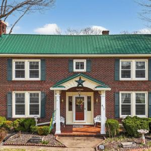 Photo #1 of 412 Main Street, Gretna, VA 1.0 acres
