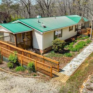 Photo #1 of 384 McNeish Lane, Gladstone, VA 24.5 acres