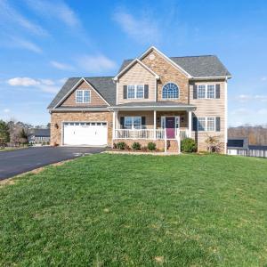 Photo #5 of 1234 Autumn Run Drive, Forest, VA 0.5 acres