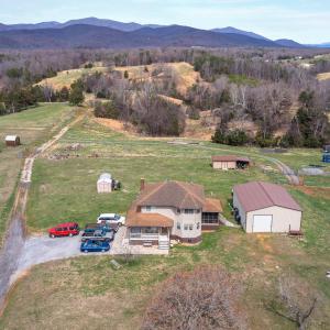 Photo #4 of 1925 Forbes Mill Road, Bedford, VA 1.2 acres