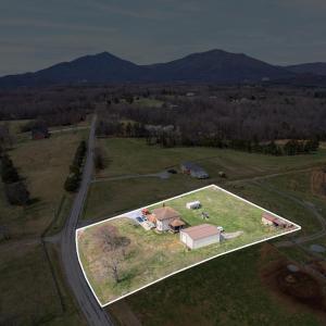 Photo #7 of 1925 Forbes Mill Road, Bedford, VA 1.2 acres