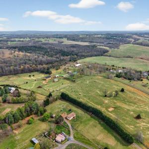 Photo #24 of 1131 Pauley Place, Bedford, VA 2.7 acres