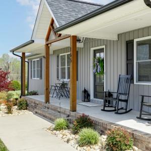 Photo #2 of 165 Robertson Ln, Danville, VA 1.0 acres