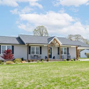 Photo #1 of 165 Robertson Ln, Danville, VA 1.0 acres