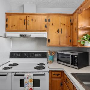 Photo #12 of 2412 Lynch Mill Road, Altavista, VA 1.2 acres