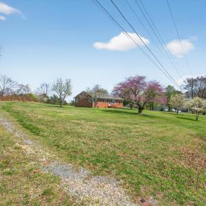 Photo #35 of 2412 Lynch Mill Road, Altavista, VA 1.2 acres