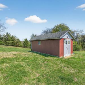 Photo #38 of 2412 Lynch Mill Road, Altavista, VA 1.2 acres