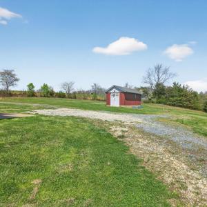 Photo #37 of 2412 Lynch Mill Road, Altavista, VA 1.2 acres