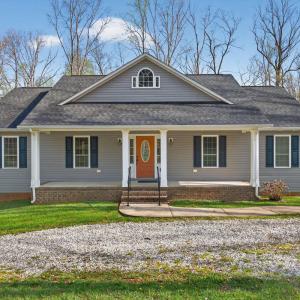 Photo #1 of 1722 Country Club Road, Appomattox, VA 0.9 acres