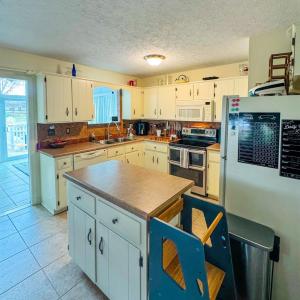 Photo #16 of 1002 Oxford Point Road, Lynchburg, VA 0.5 acres