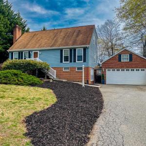 Photo #2 of 1002 Oxford Point Road, Lynchburg, VA 0.5 acres