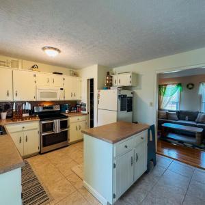 Photo #17 of 1002 Oxford Point Road, Lynchburg, VA 0.5 acres