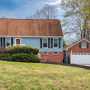 Photo #1 of 1002 Oxford Point Road, Lynchburg, VA 0.5 acres