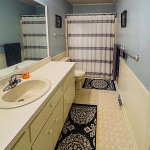 Photo #32 of 1002 Oxford Point Road, Lynchburg, VA 0.5 acres