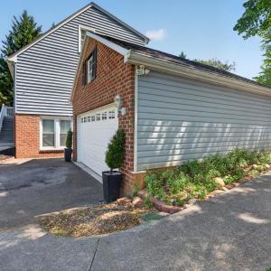 Photo #6 of 1002 Oxford Point Road, Lynchburg, VA 0.5 acres