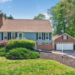 Photo #1 of 1002 Oxford Point Road, Lynchburg, VA 0.5 acres