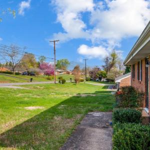 Photo #33 of 1027 Woodhaven Drive, Bedford, VA 0.5 acres