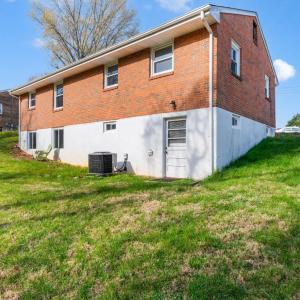 Photo #29 of 1027 Woodhaven Drive, Bedford, VA 0.5 acres