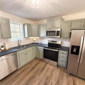 Photo #5 of 902 Goose Meadow Drive, Forest, VA