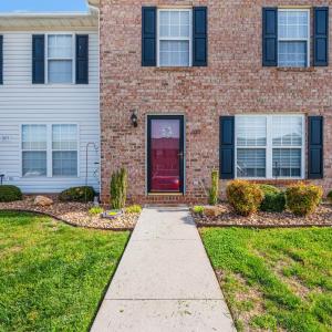 Photo #3 of 1011 Middle View Drive, Forest, VA 0.1 acres