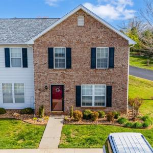 Photo #1 of 1011 Middle View Drive, Forest, VA 0.1 acres