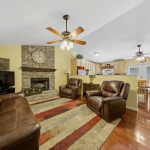 Photo #4 of 2021 Diamond Hill Rd, Moneta, VA 7.7 acres