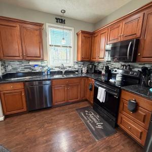 Photo #11 of 271 Pleasant Ridge Drive, Madison Heights, VA 0.9 acres